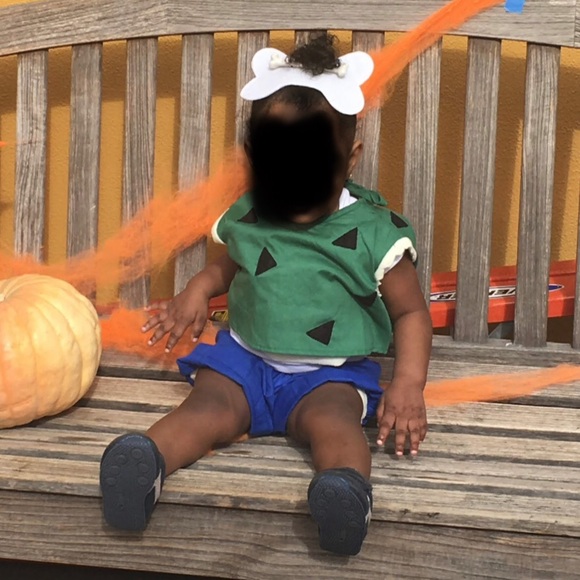 Flintstones Pebbles Baby Costume GUC 3pc Top Bottoms &Hair Clip Bone 18 months - Picture 8 of 9